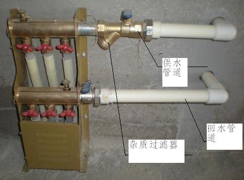 地暖分水器操作指南 為何六個紅色小閥門都應保持開啟